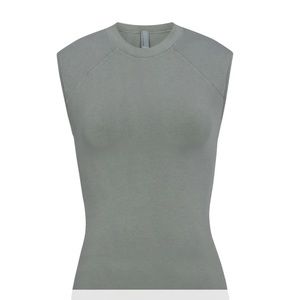 SKIMS - new vintage raglan tank